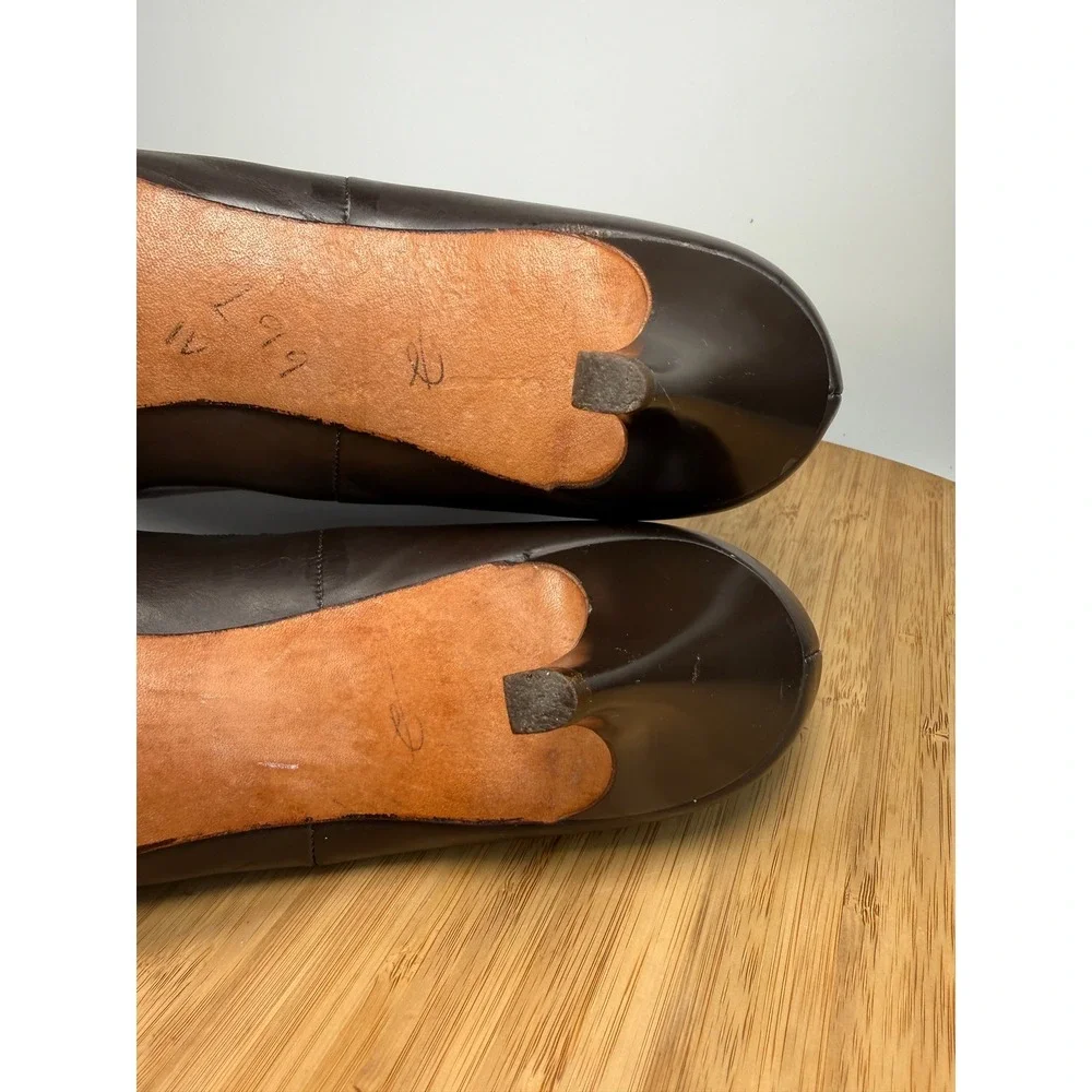 Life Stride Sz 10 Vintage 80s Brown Leather Suede Trim Button Pointy Toe Pumps